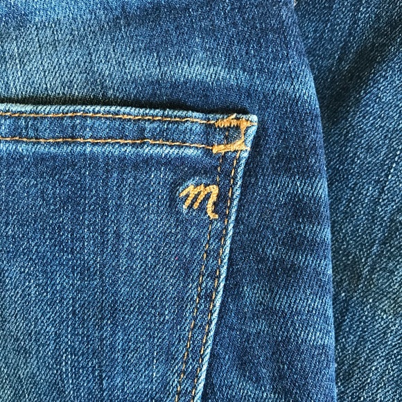 Madewell 25 Distressed Jeans - Picture 6 of 8